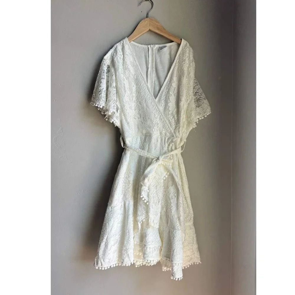 Selfie Leslie Lace Flutter Sleeve Wrap Dres L Bridal Cottaecore Boho Coquette